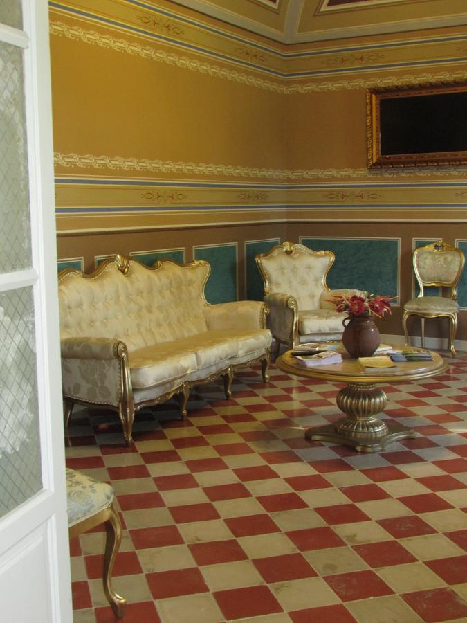 Hotel La Giralda Burguillos Del Cerro 外观 照片
