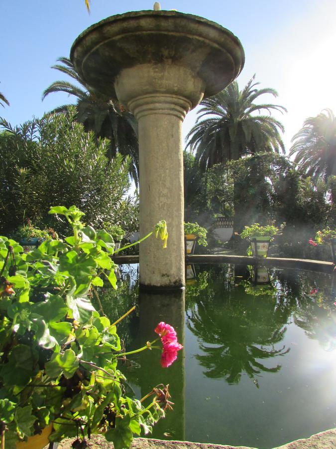 Hotel La Giralda Burguillos Del Cerro 外观 照片