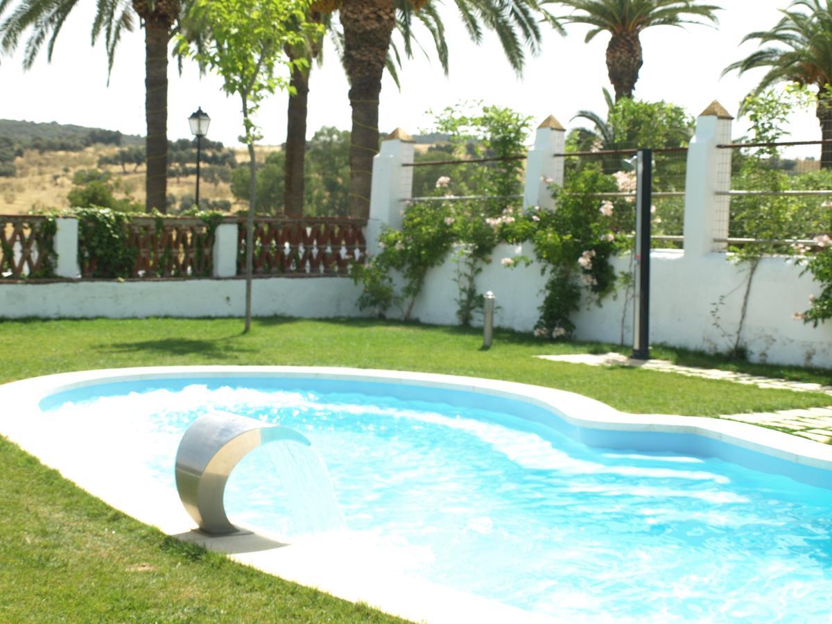 Hotel La Giralda Burguillos Del Cerro 外观 照片