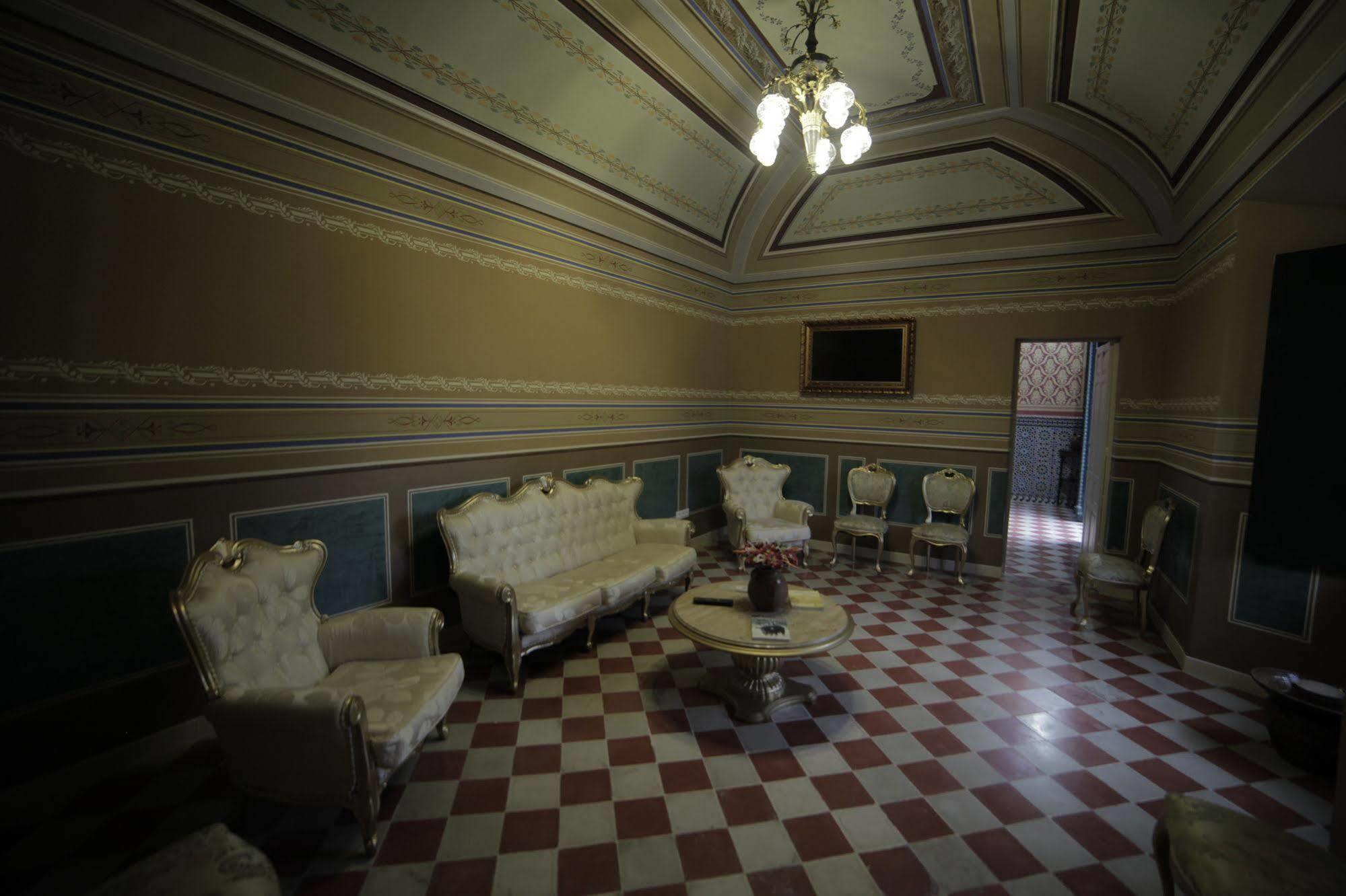 Hotel La Giralda Burguillos Del Cerro 外观 照片