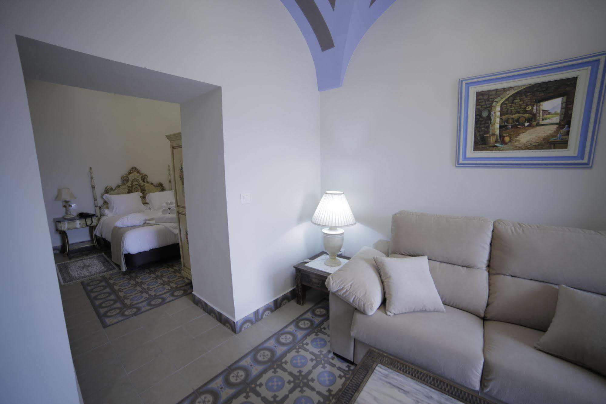 Hotel La Giralda Burguillos Del Cerro 外观 照片